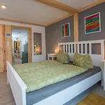 Gaestehaus Am Stadttor 3* Νάουμπουργκ